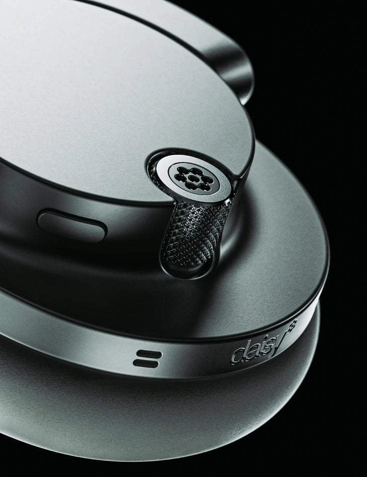 Daisy One ear cup controls